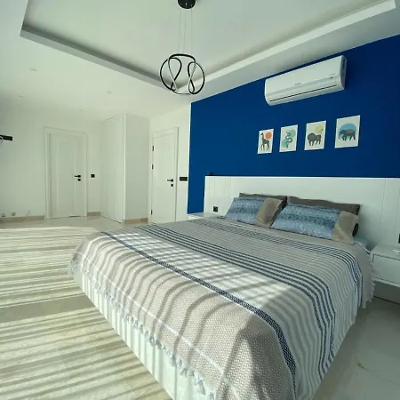 Spacious With Sea View And Pool In Villa Kalkan